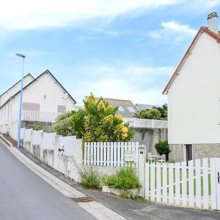 Gorgeous Apartment In Pirou With Kitchen Eksteriør billede